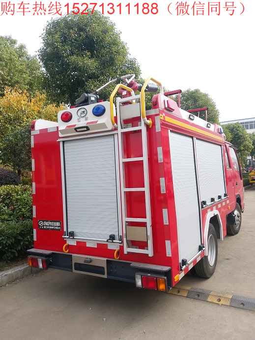 ����С��ˮ�݃�������܇���|�L(f��ng)�P����ˮ��(li��n)������܇�r��S��ֱ�N