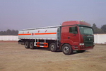斯太爾前四后八化工液體運(yùn)輸車