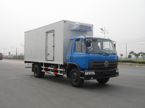 東風(fēng)平頭冷藏車(chē)