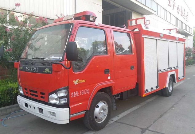 五十鈴水罐消防車(3-3.5T)